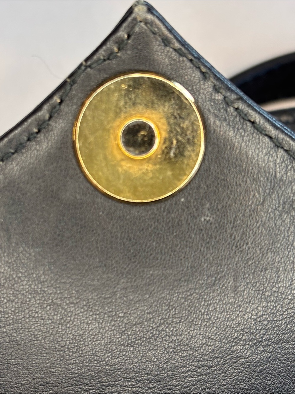 VINTAGE NORDSTROM Genuine Black Leather Shoulder Bag with Decorative Gold Accent - Picture 7 of 11